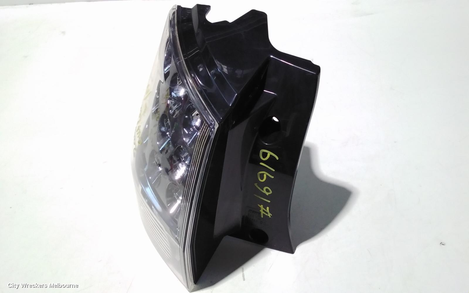 MITSUBISHI OUTLANDER LEFT TAILLIGHT, ZG-ZH, IN BODY, 11/2006 - 10/2012 - Image 3