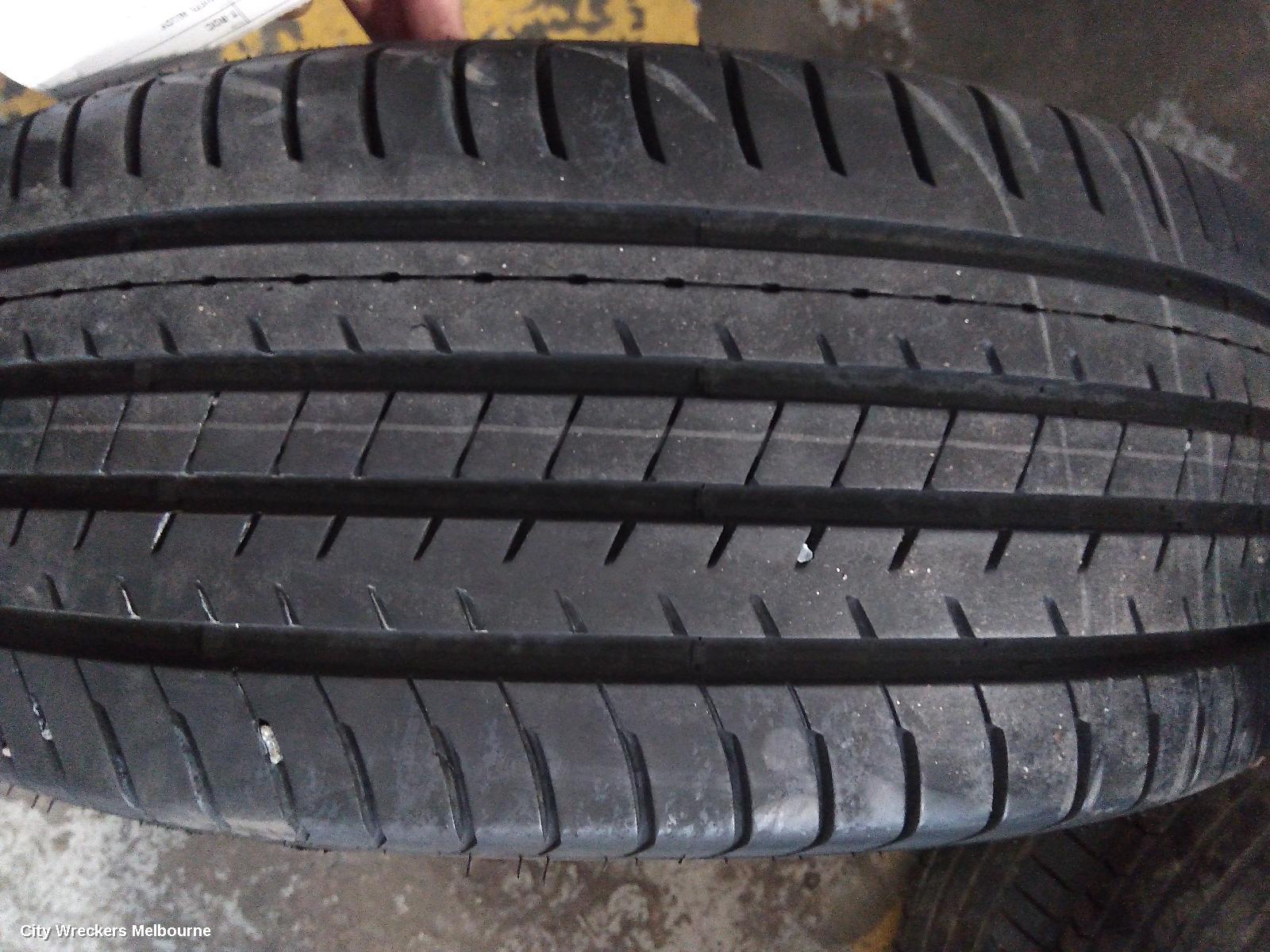 VOLKSWAGEN T-ROC WHEEL MAG, FACTORY, 19X8IN, 5 TWIN SPOKE, BI-COLOUR, BLACK/ALUMINIUM,  A1, 03/2020 ONWARDS - Image 3