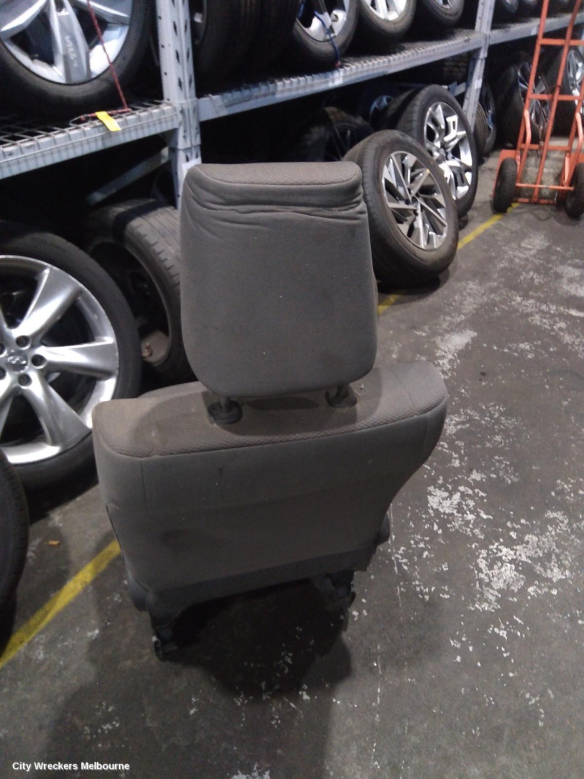 TOYOTA HIACE FRONT SEAT, RH FRONT, 300 SERIES, CLOTH, GREY, 02/2019 ONWARDS - Image 3
