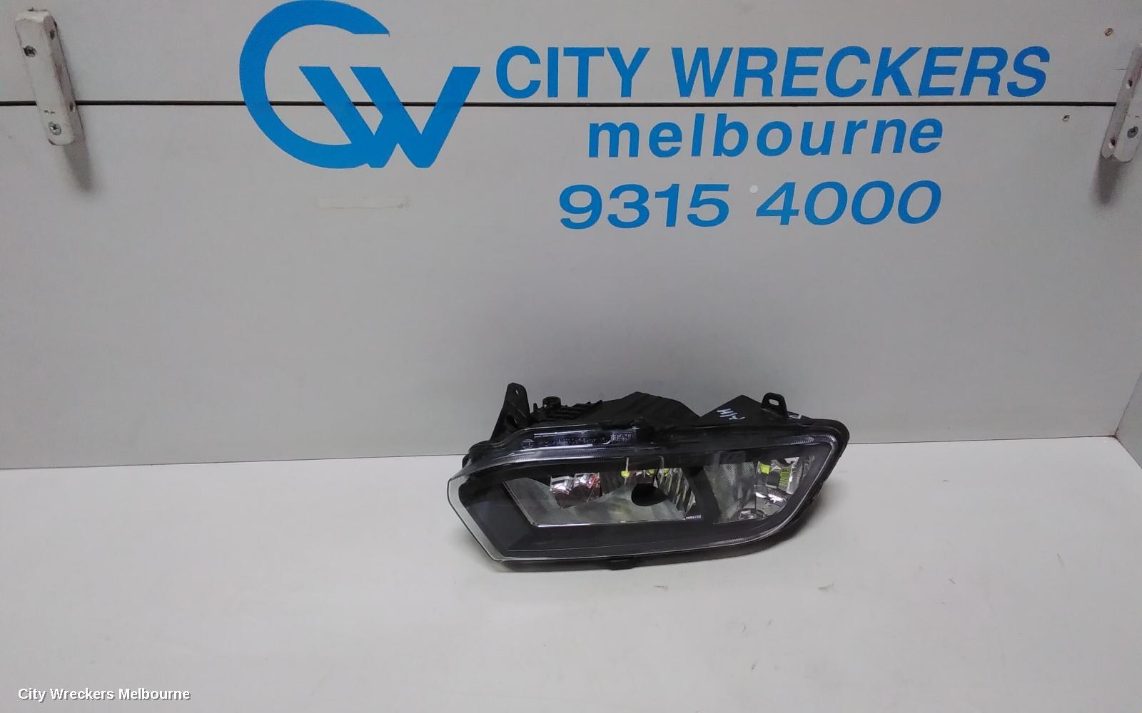 VOLKSWAGEN POLO RIGHT INDICATOR/FOG/SIDE, BUMPER FOGLAMP, 6R, 05/2014 - 09/2017 - Image 1