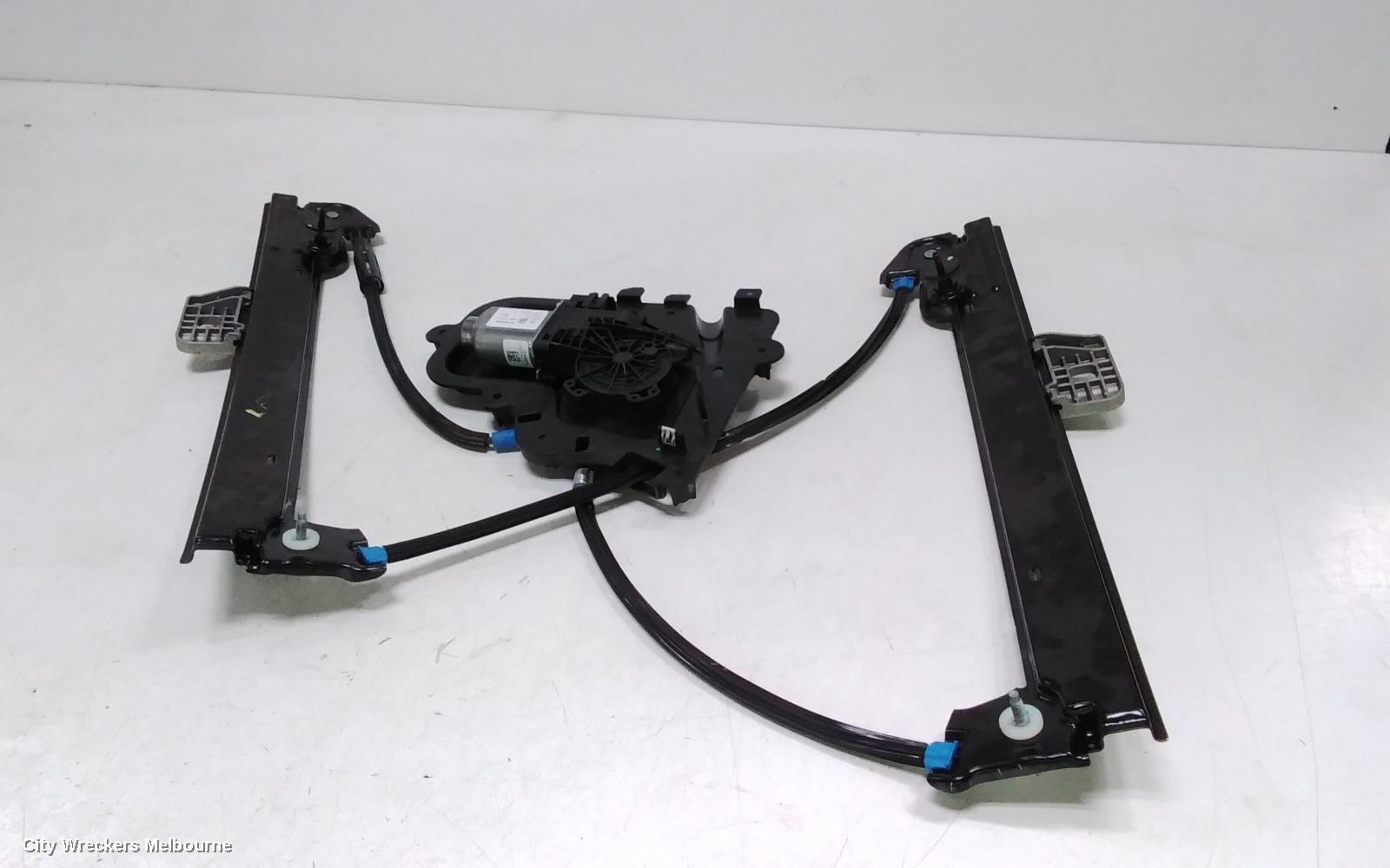 TESLA MODEL 3 LEFT FRONT WINDOW REG/MOTOR, 1ST GEN, 06/2019 ONWARDS - Image 3