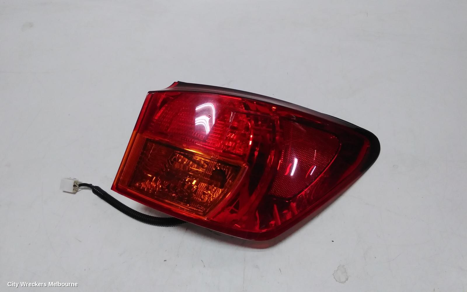 LEXUS IS250/IS250C RIGHT TAILLIGHT, IS250, GSE20R, SEDAN, VERTICAL TYPE, 11/2005 - 09/2008 - Image 1
