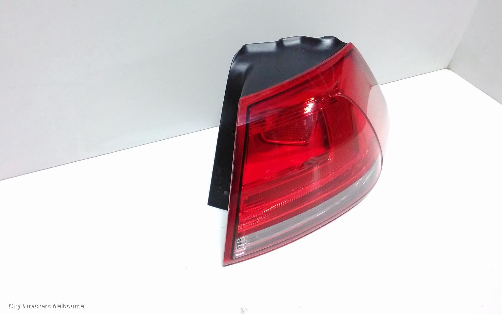 VOLKSWAGEN GOLF RIGHT TAILLIGHT, GEN 7, HATCH, STANDARD, NON LED TYPE, 03/2013 - 03/2017 - Image 3