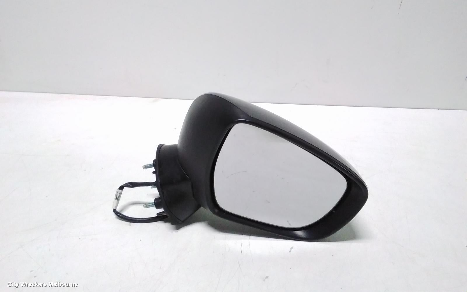 SUZUKI BALENO RIGHT DOOR MIRROR, EW, NON INDICATOR TYPE, 04/2016 - 12/2022 - Image 1