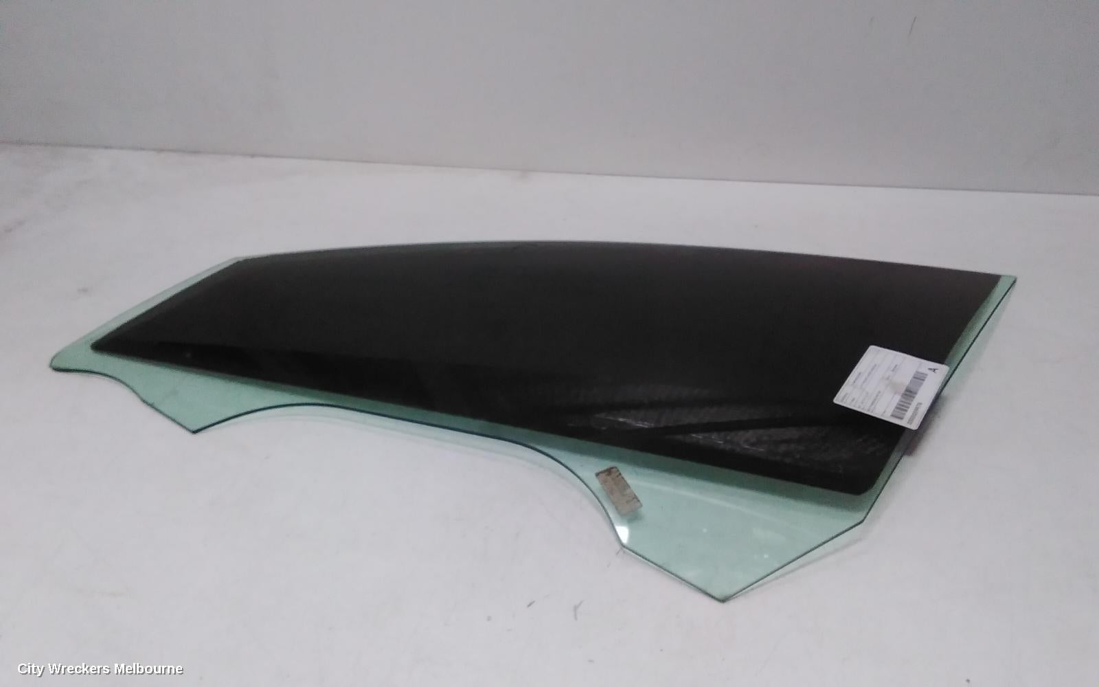 HOLDEN COMMODORE LEFT FRONT DOOR WINDOW, VF, 05/2013 - 12/2017 - Image 3