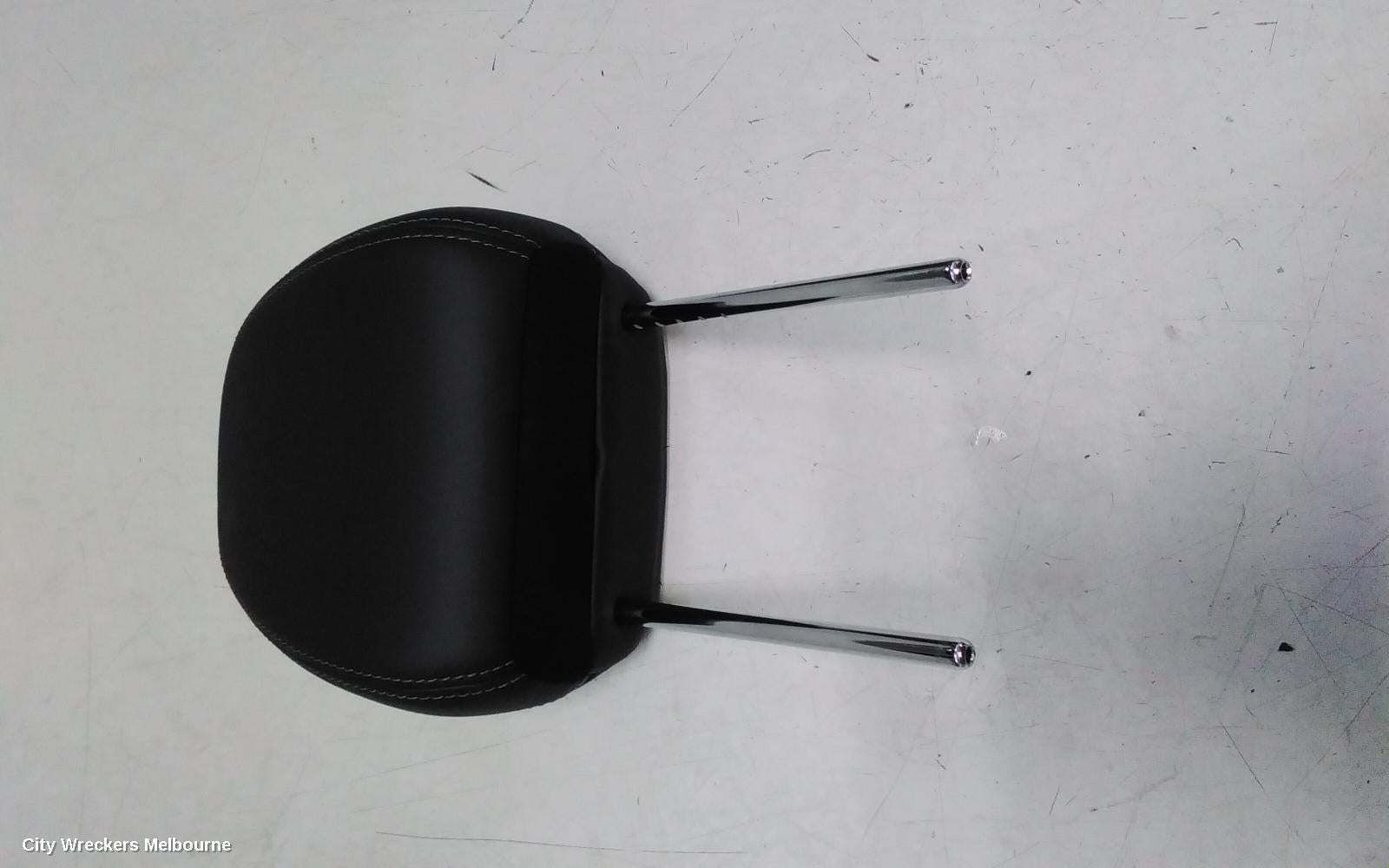 MITSUBISHI OUTLANDER HEADREST, RH FRONT, LEATHER, BLACK, ZM, 08/2021 ONWARDS - Image 1