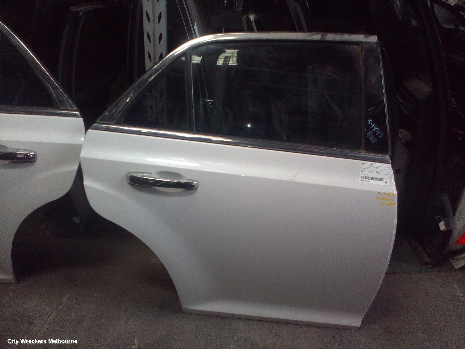CHRYSLER 300C RIGHT REAR DOOR, LX2, 07/2012 - 12/2021 - Image 2