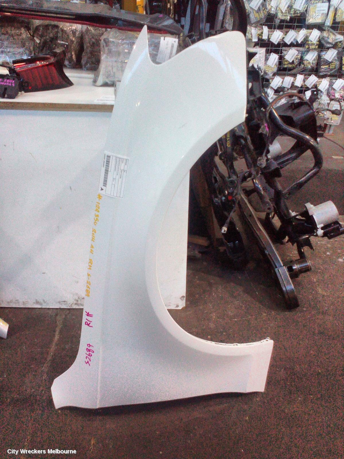 AUDI A4 RIGHT GUARD, B8 8K (A4/S4), 07/2012 - 01/2016 - Image 2