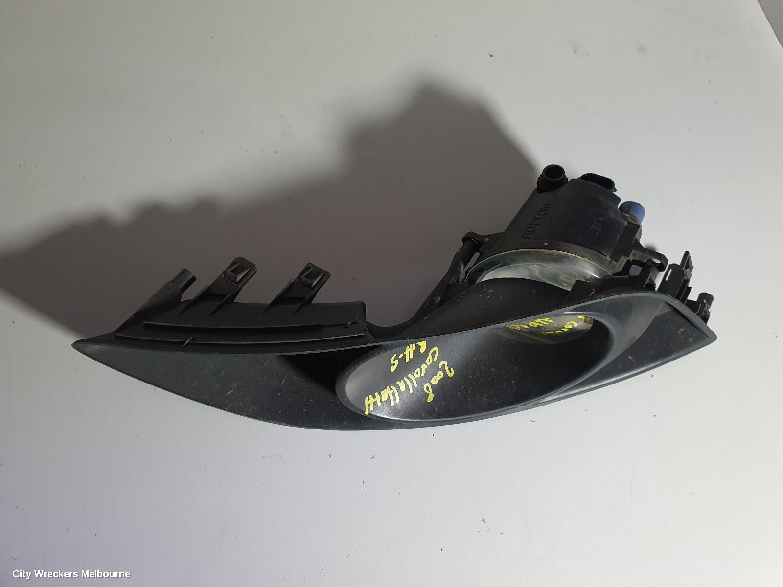 TOYOTA COROLLA RIGHT INDICATOR/FOG/SIDE, BUMPER FOGLAMP, ZRE152R, HATCH, 03/2007 - 10/2009 - Image 2