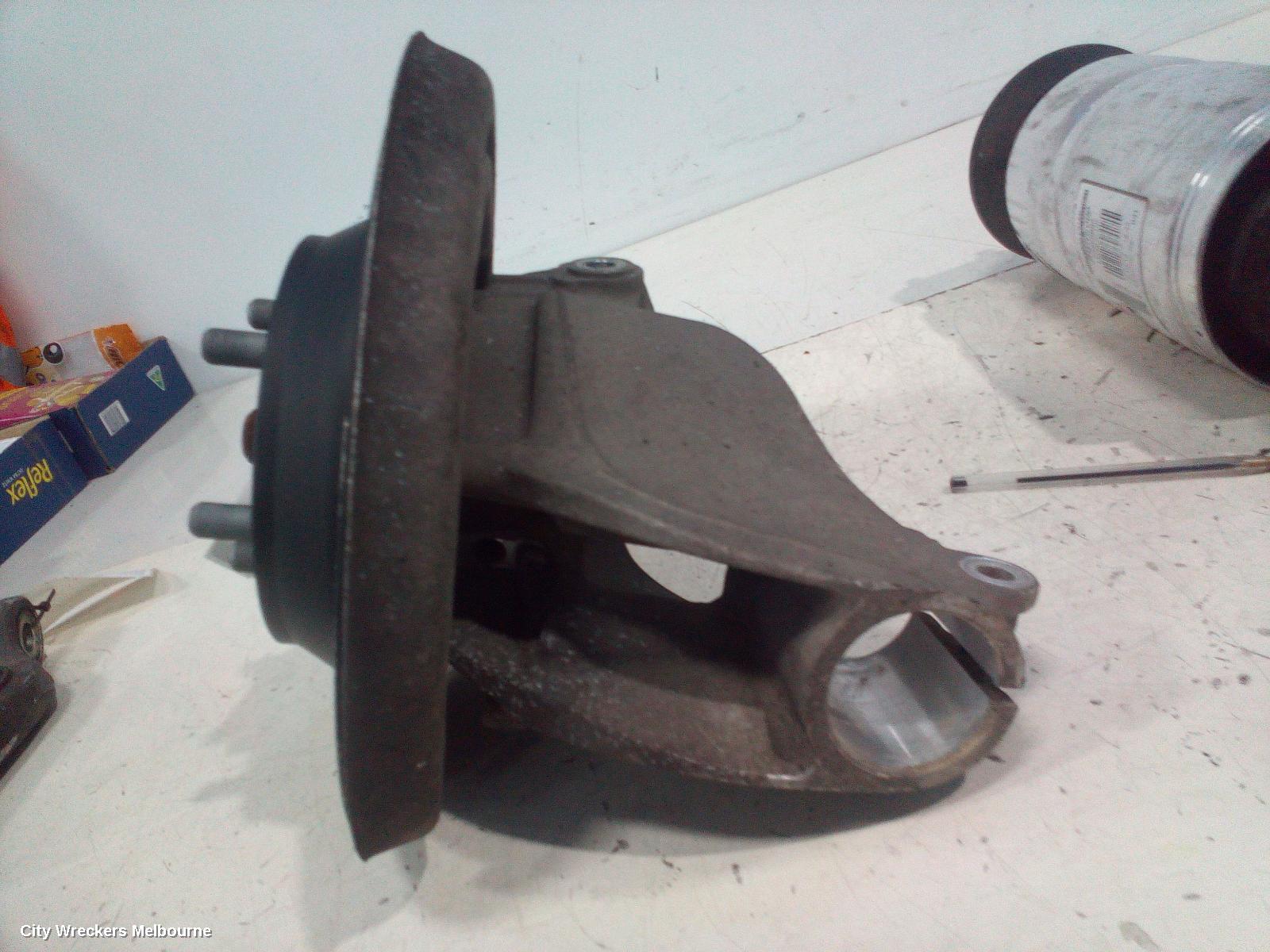 LAND ROVER RANGEROVER EVOQUE LEFT REAR HUB ASSEMBLY, L538, 11/2011 - 01/2019 - Image 3