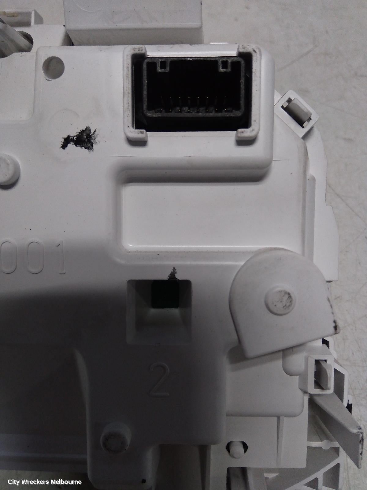 MAZDA CX3 INSTRUMENT CLUSTER, INSTRUMENT CLUSTER, DIESEL, AUTO T/M, STOURING/AKARI, DK, 03/2015 - 05/2018 - Image 3