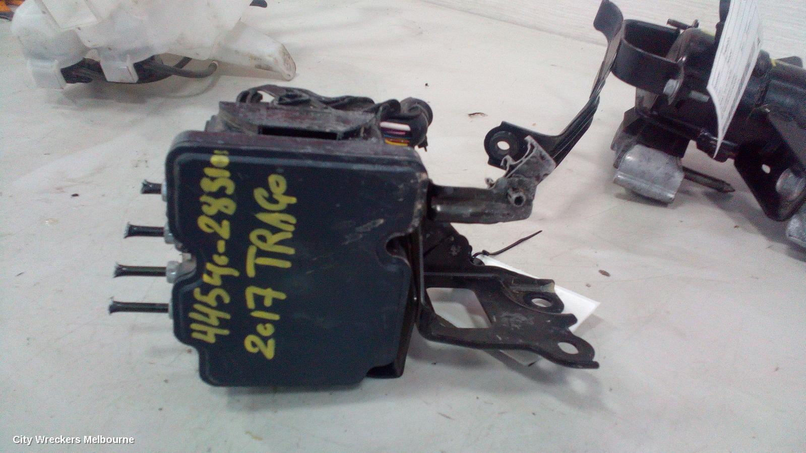 TOYOTA TARAGO ABS PUMP/MODULATOR, ACR50R, P/N 4454028310, 03/2006 - 06/2020 - Image 2