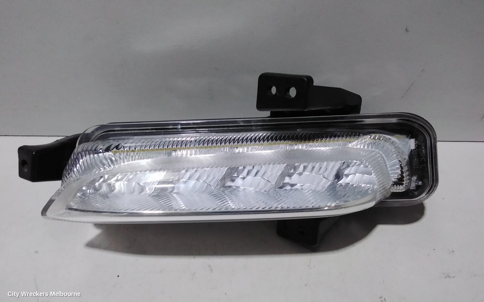 SUZUKI SWIFT LEFT INDICATOR/FOG/SIDE, DAYTIME RUNNING LAMP, AZ, 04/2017 ONWARDS - Image 2