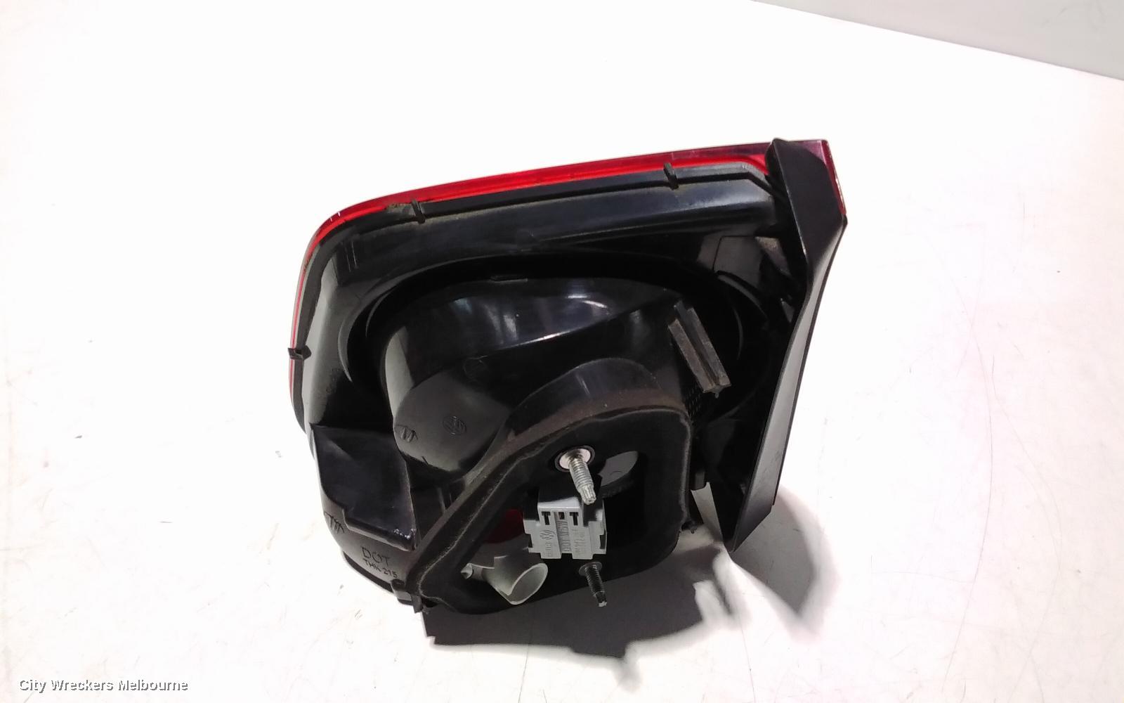 VOLKSWAGEN TIGUAN REAR GARNISH, TAILGATE LAMP (LH SIDE), 5N, 05/2008 - 06/2011 - Image 3