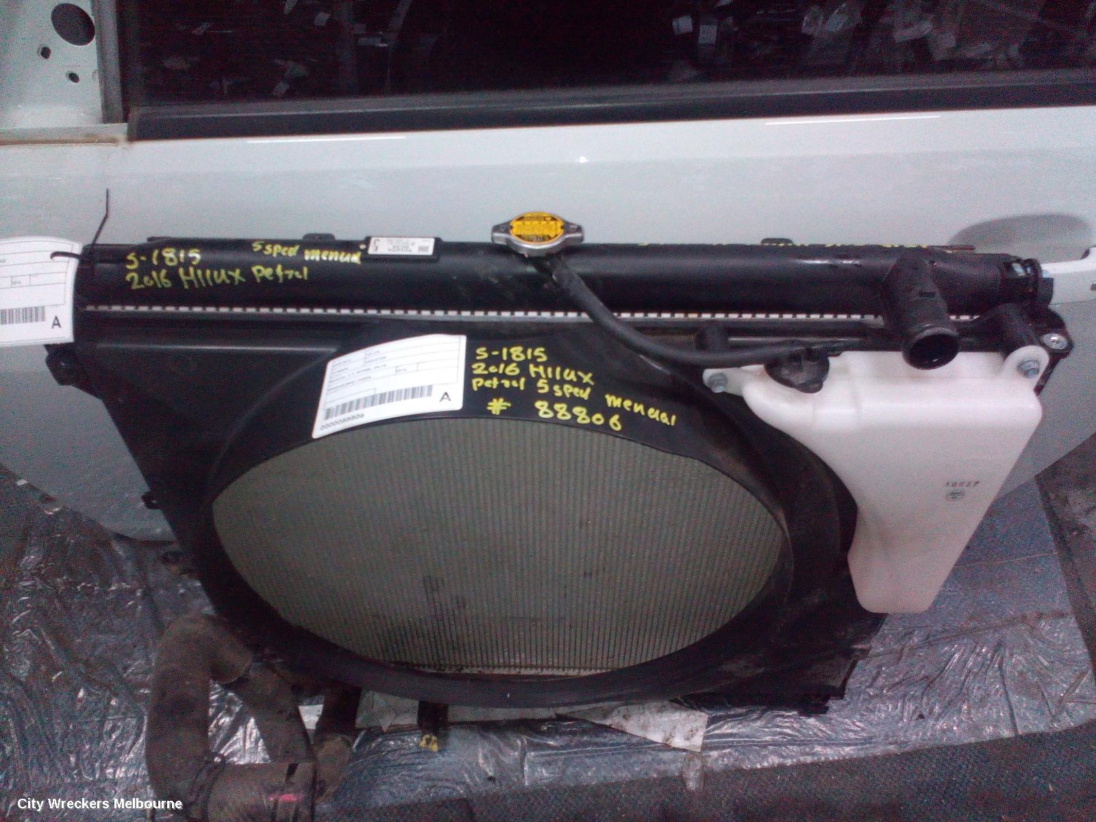 TOYOTA HILUX RADIATOR, MANUAL, 2.7, PETROL, 09/2015 ONWARDS - Image 2