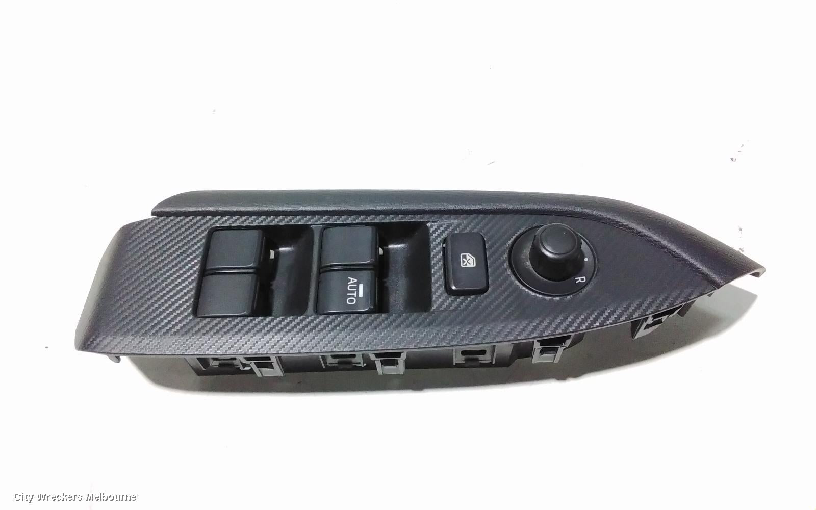 MAZDA CX3 PWR DR WIND SWITCH, RH FRONT (MASTER SWITCH), DK, 03/2015 - 01/2017 - Image 3