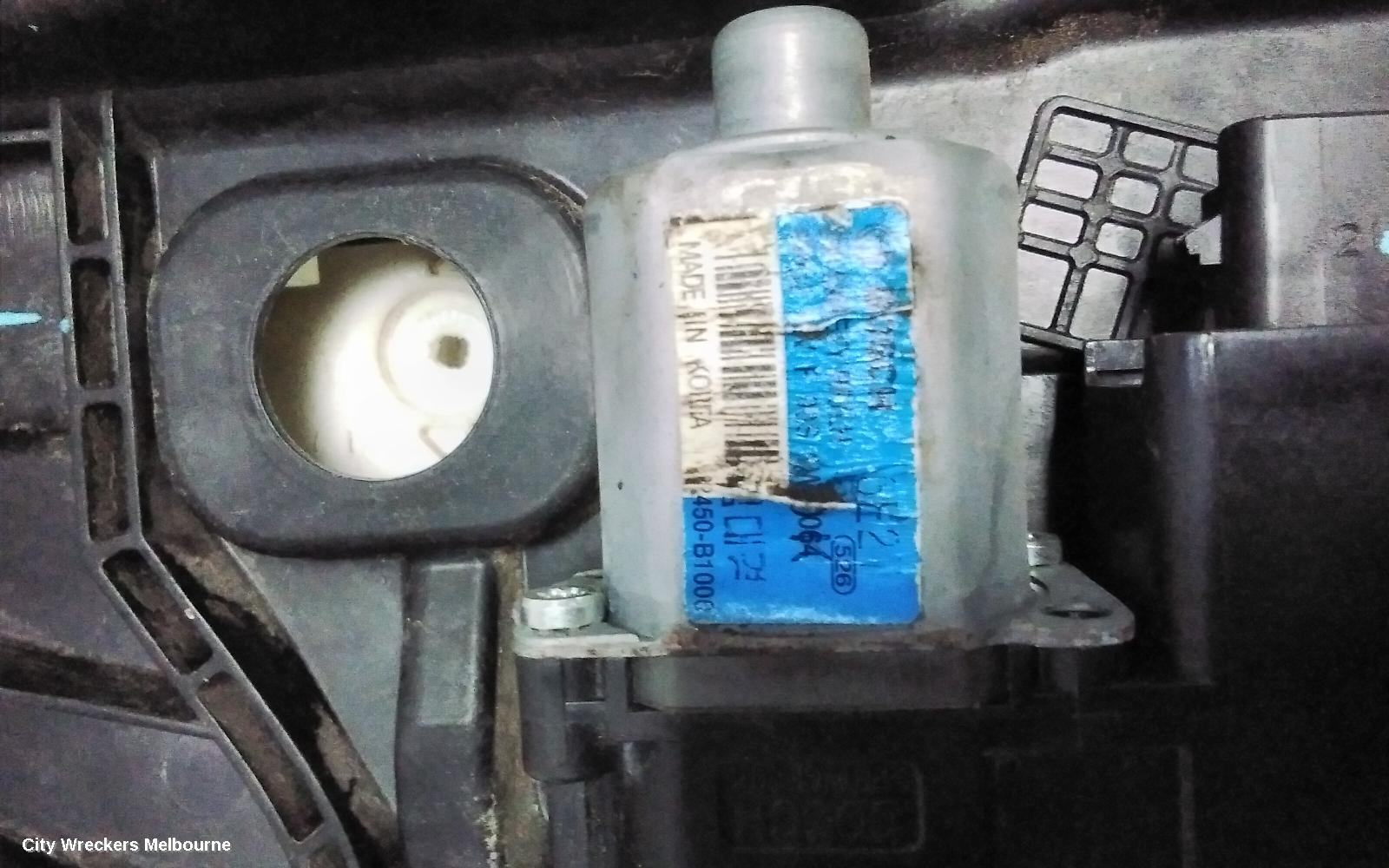 HYUNDAI GENESIS LEFT REAR WND REG/MOTOR, DH, DOOR REG ASSY (REG AND MOTOR), 11/2014 - 01/2018 - Image 3