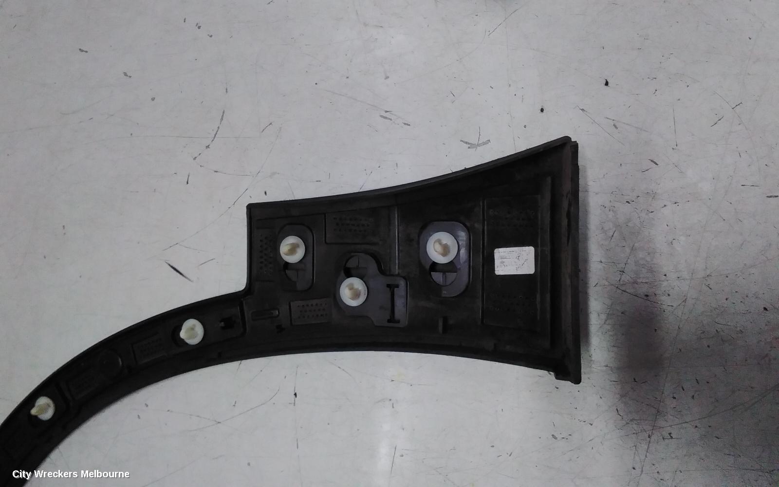VOLVO XC40 WHEEL ARCH FLARE, RH FRONT, 02/2018 ONWARDS - Image 3