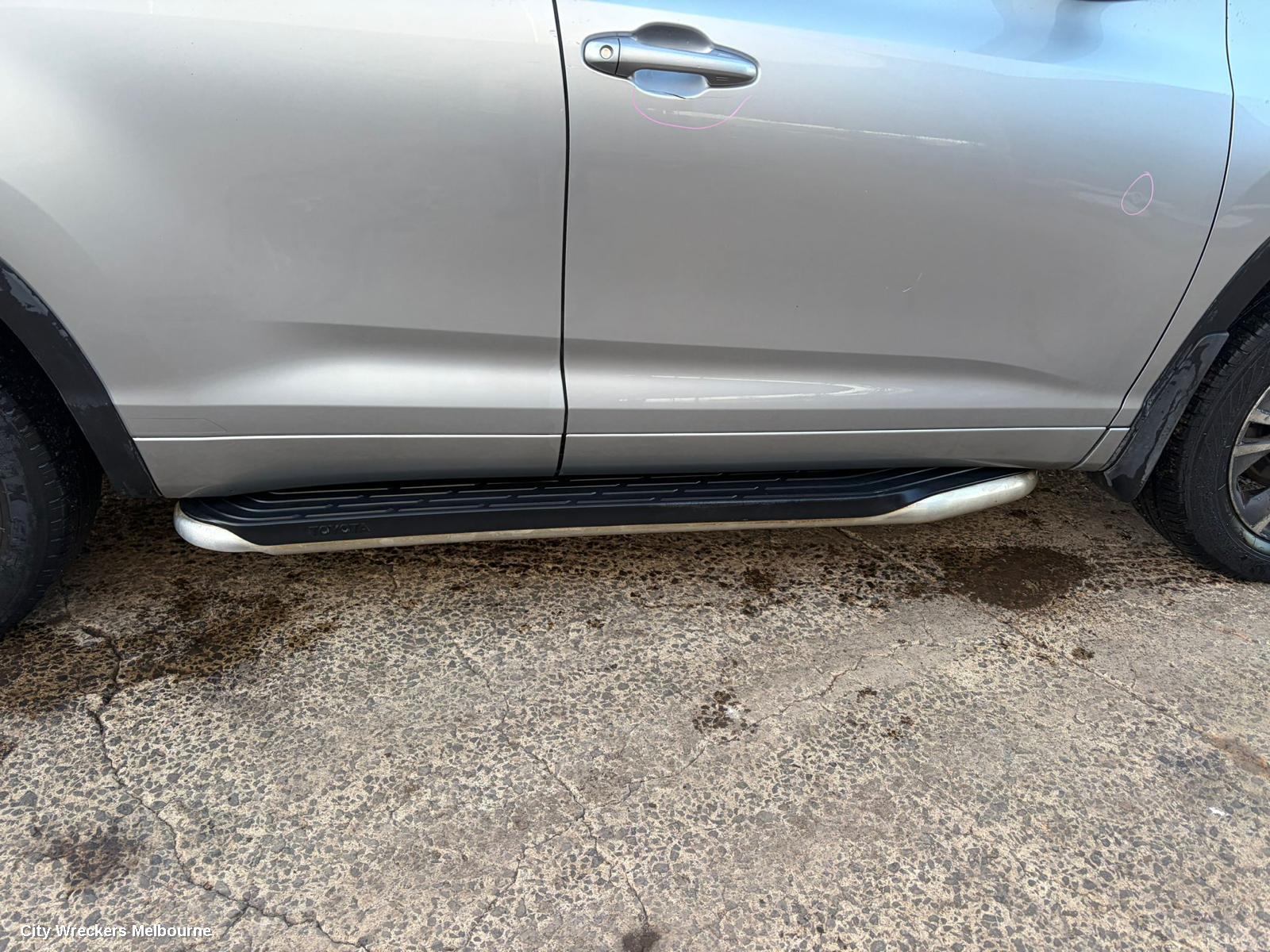 TOYOTA KLUGER SIDE STEP/SKIRT, XU50 SERIES, RH SIDE ONLY, 12/2013 - 02/2021 - Image 1