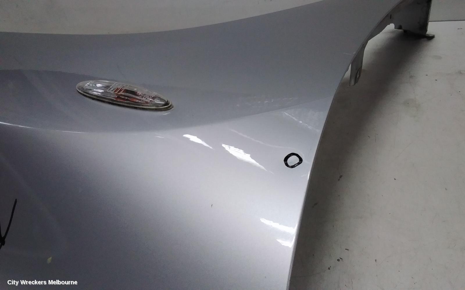 TOYOTA KLUGER RIGHT GUARD, GSU40-GSU45, 05/2007 - 07/2010 - Image 3