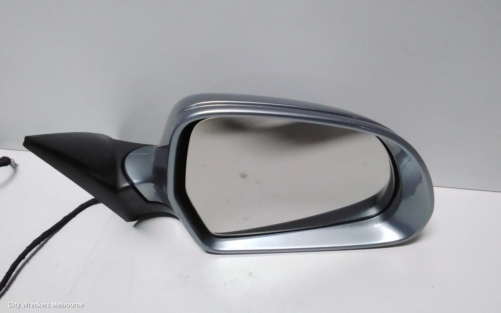 SKODA OCTAVIA RIGHT DOOR MIRROR, 1Z, ELEGANCE/SCOUT, MANUAL FOLD, W/ SURROUND LIGHT TYPE (6XD), 02/2009 - 10/2013 - Image 2