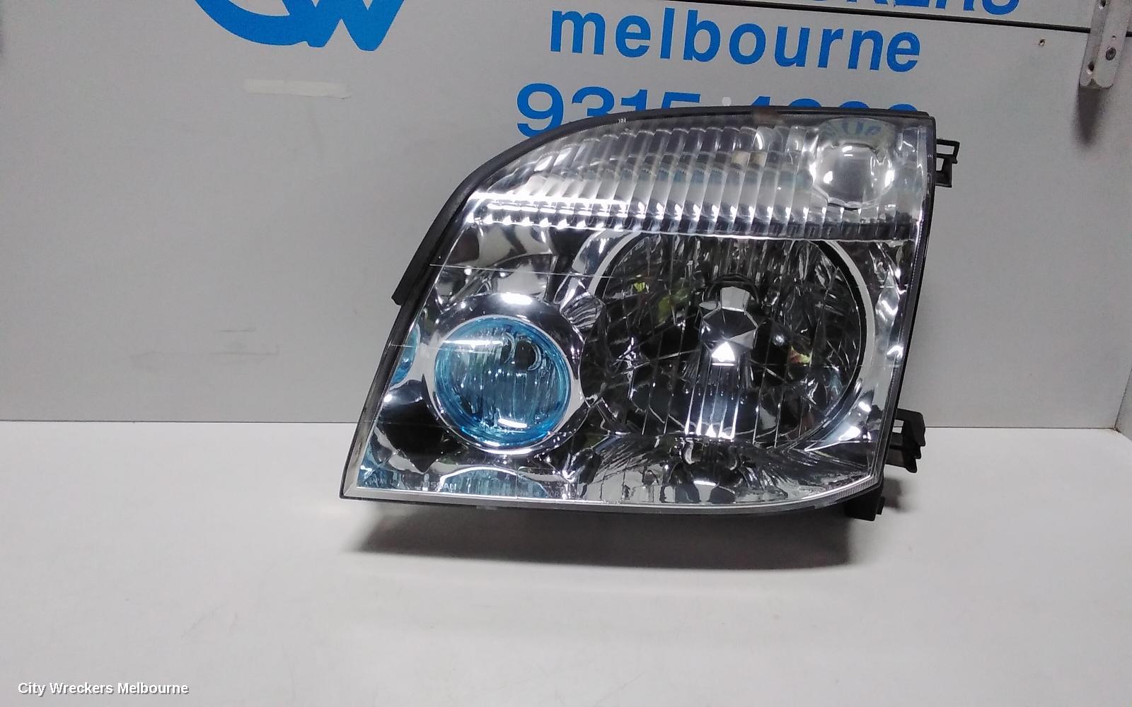 NISSAN XTRAIL LEFT HEADLAMP, T30, BLUE LENS TYPE, 10/2001 - 09/2007 - Image 3