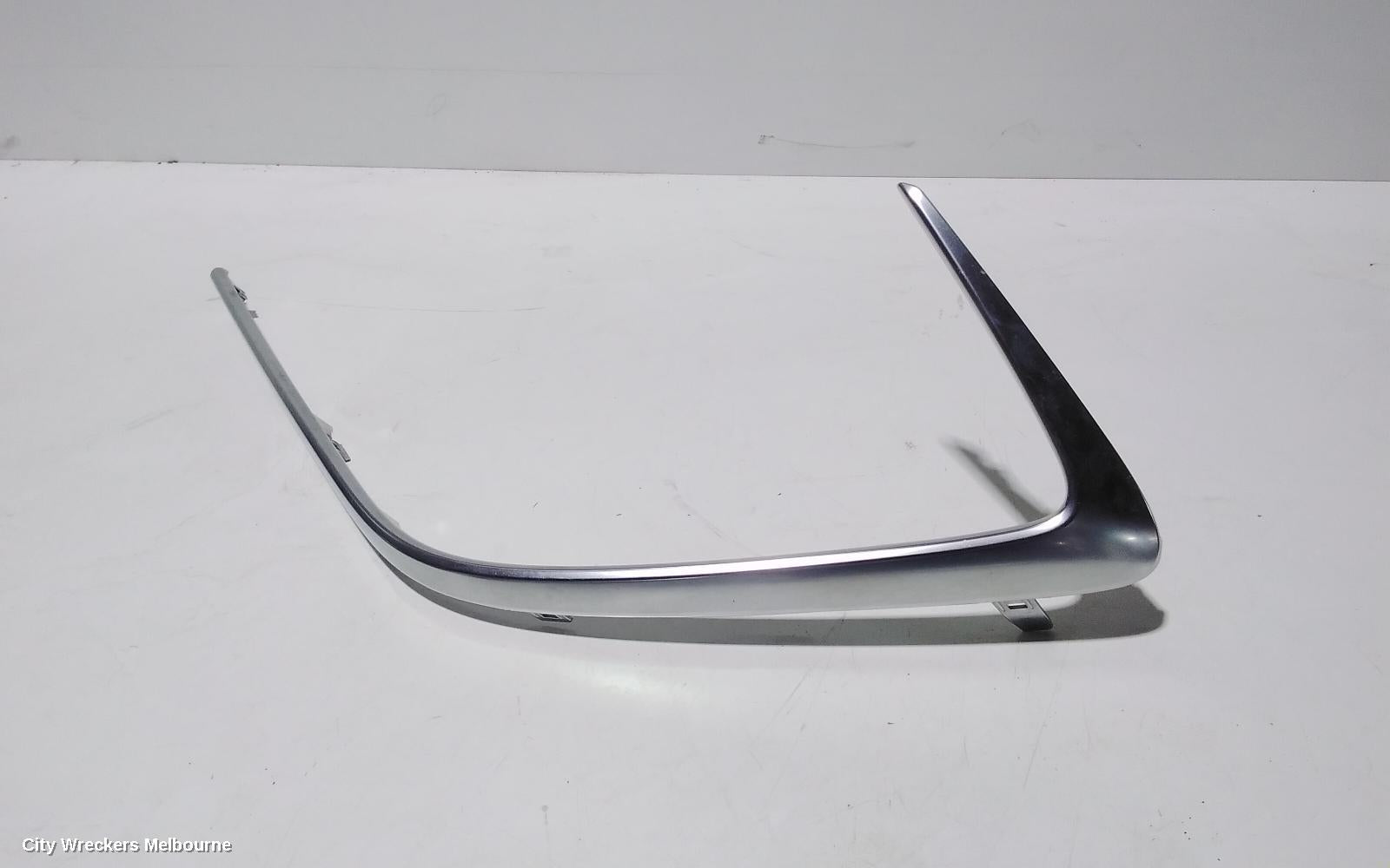 TOYOTA COROLLA, E210, 07/2018 ONWARDS, RIGHT BUMPER CHROM CHECK PHOTO   R/H : 89875 - Image 1
