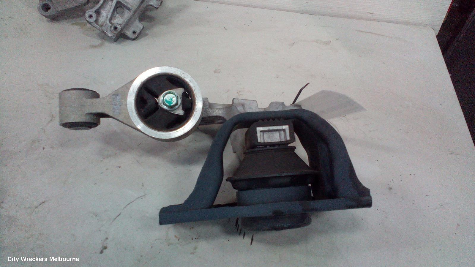 RENAULT KALEOS MOUNT, H45 09/2013 - 04/2016 - Image 3