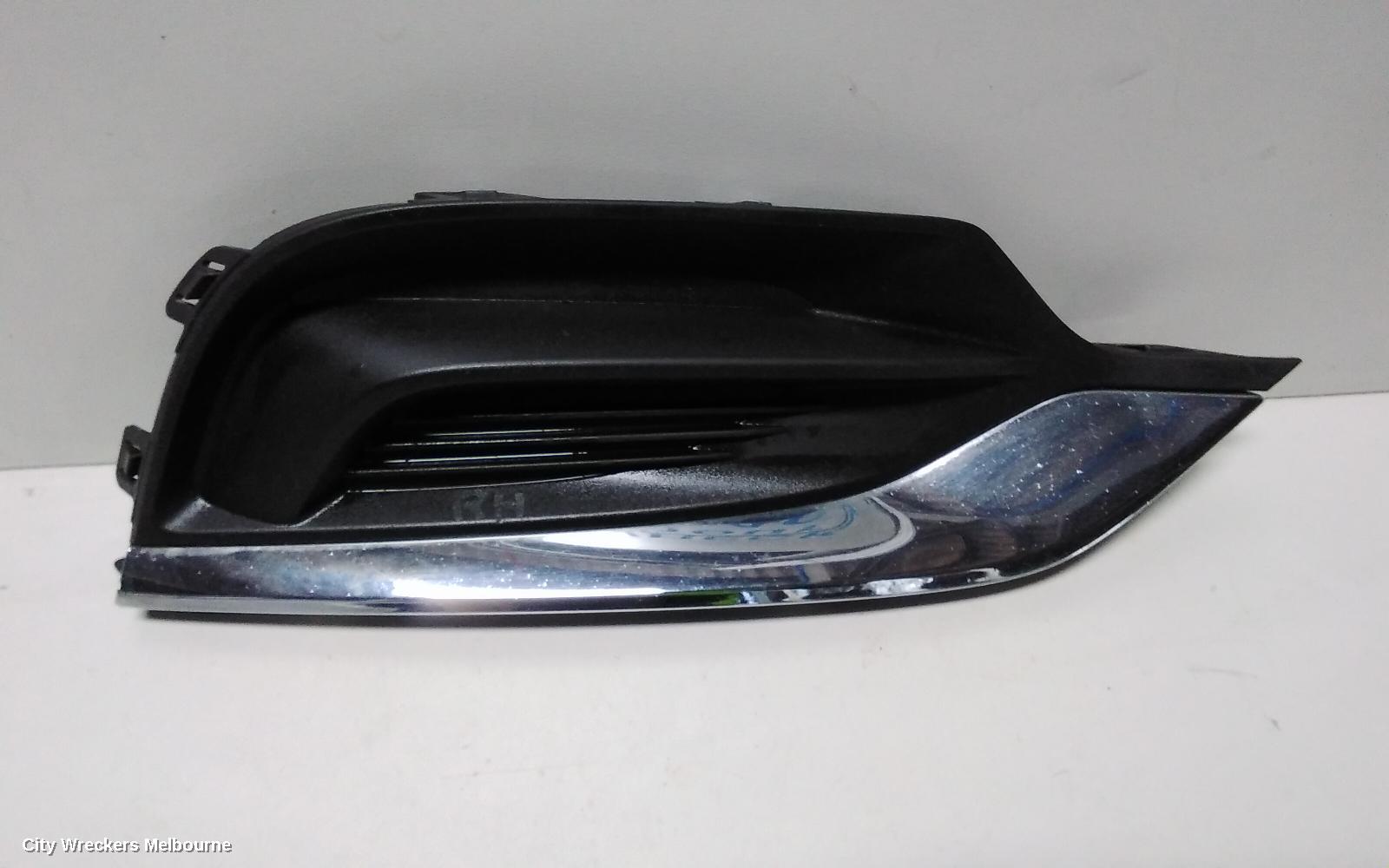 HOLDEN ASTRA RIGHT INDICATOR/FOG/SIDE, BL, SEDAN, 05/2017 - 12/2020 - Image 2