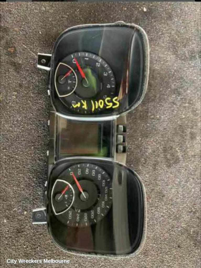 HOLDEN MALIBU INSTRUMENT CLUSTER, PETROL, 2.4, AUTO T/M, V300, 06/2013 - 12/2017 - Image 1