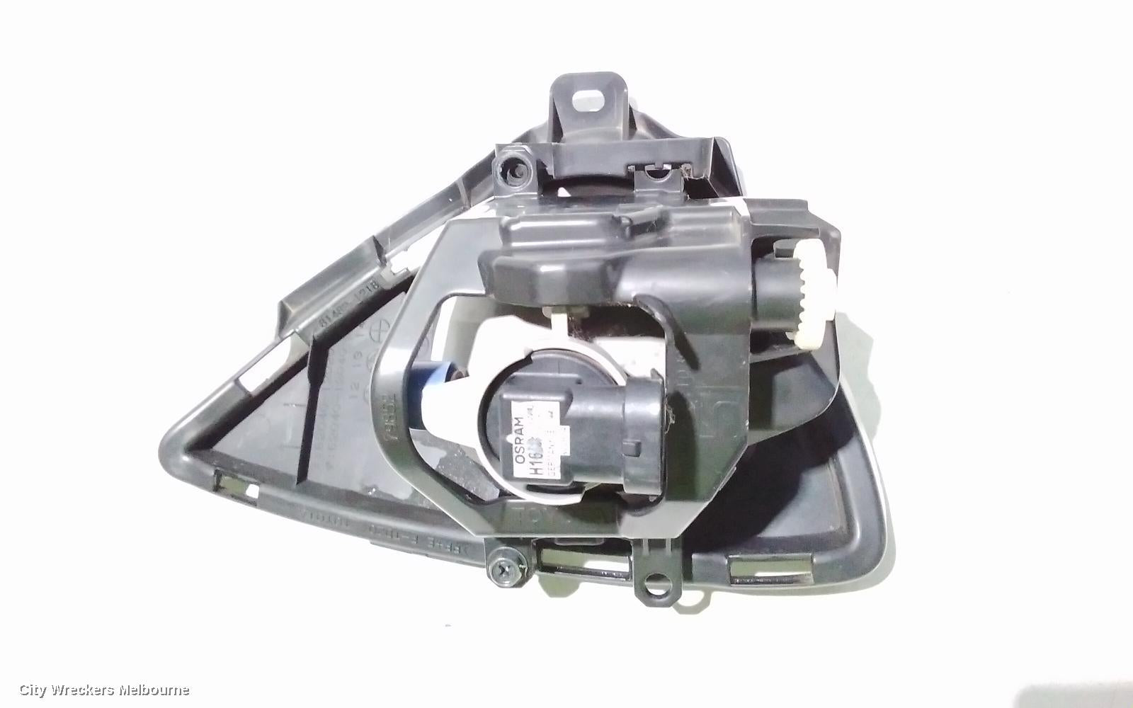 TOYOTA COROLLA LEFT INDICATOR/FOG/SIDE, BUMPER FOGLAMP, ZRE182R, HATCH, 10/2012 - 03/2015 - Image 3