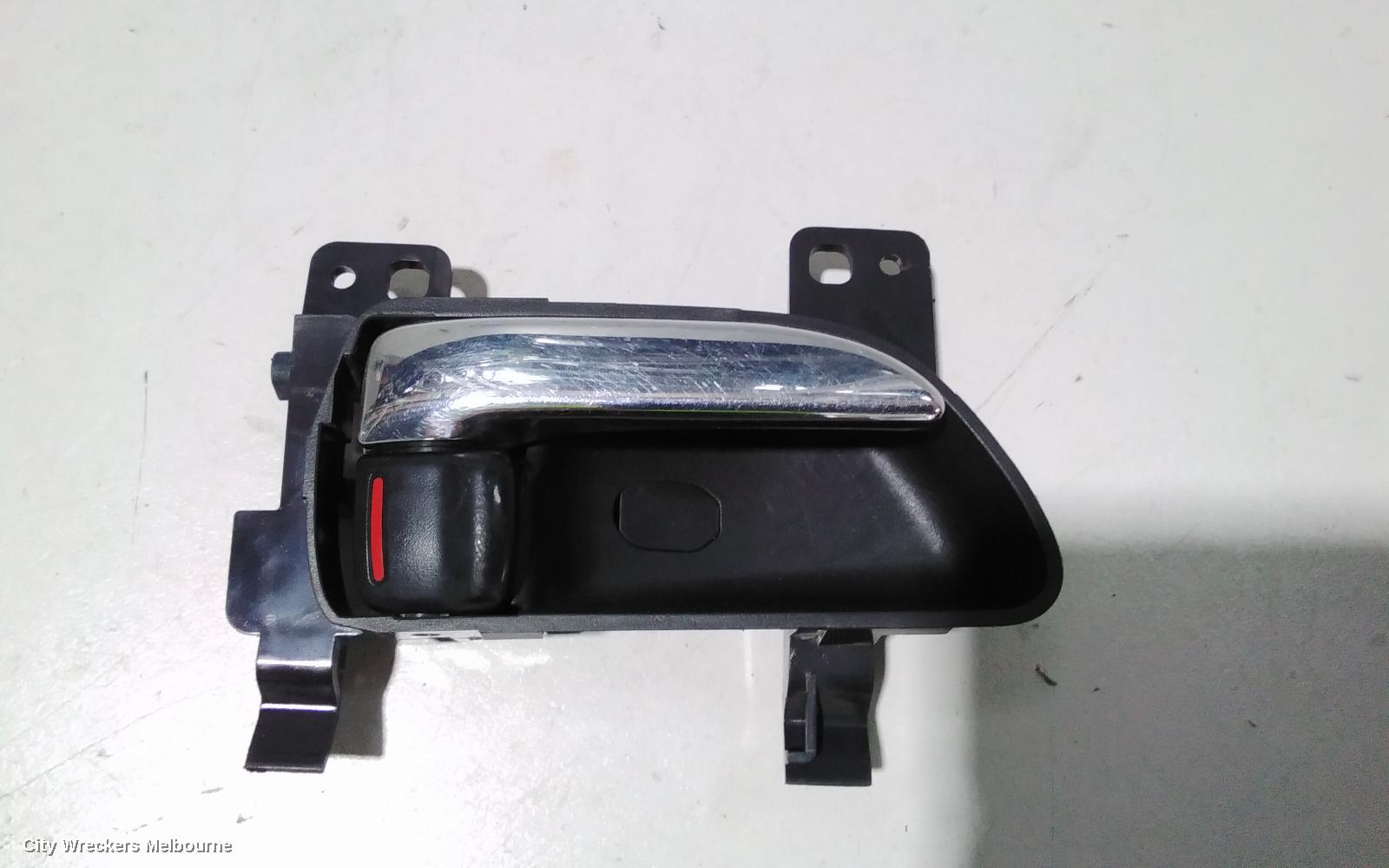 SUBARU OUTBACK DOOR HANDLE, INNER, RH FRONT, 5TH GEN, 09/2009 - 11/2014 - Image 2