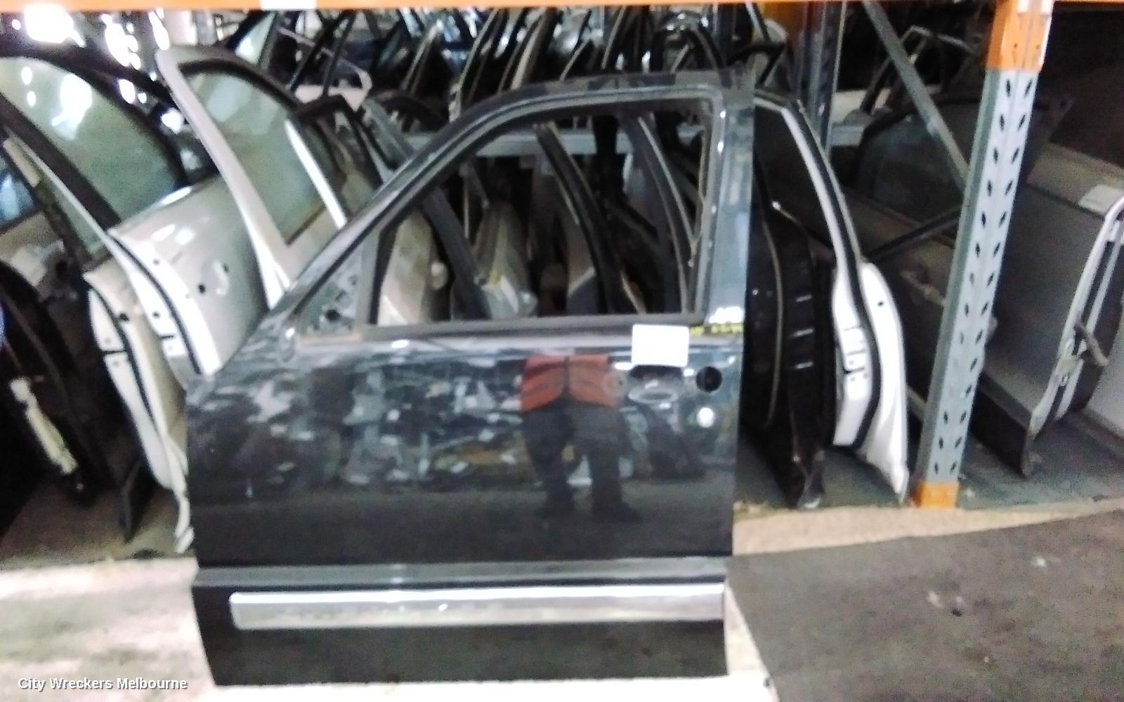 JEEP CHEROKEE LEFT FRONT DOOR, KK, 02/2008 - 10/2012 - Image 2
