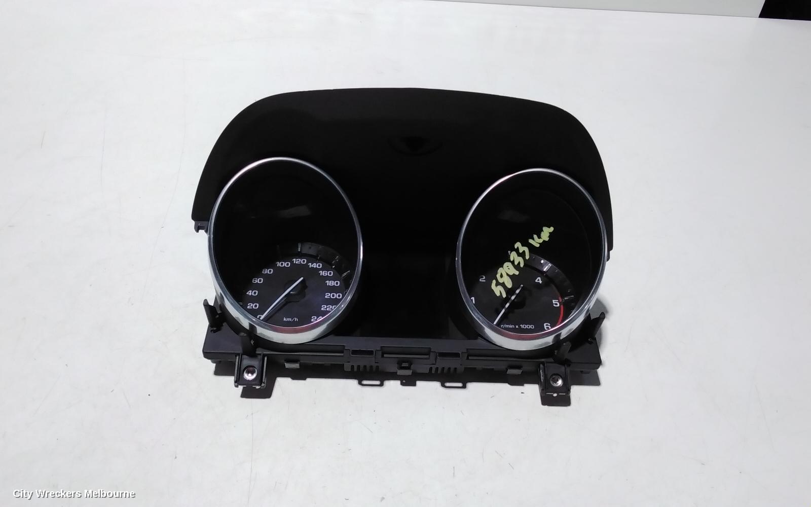 LAND ROVER RANGEROVER EVOQUE INSTRUMENT CLUSTER, DIESEL, 2.2, MANUAL T/M, L538, 11/2011 - 08/2015 - Image 3
