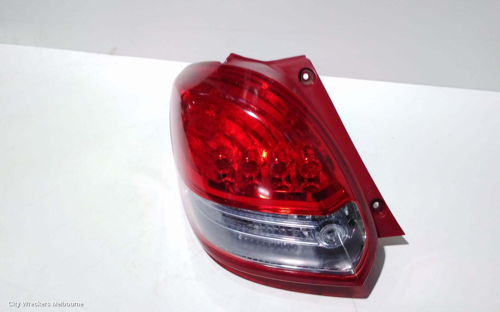 HYUNDAI VELOSTER LEFT TAILLIGHT, IN BODY, FS, LED TYPE, 12/2011 - 02/2018 - Image 2