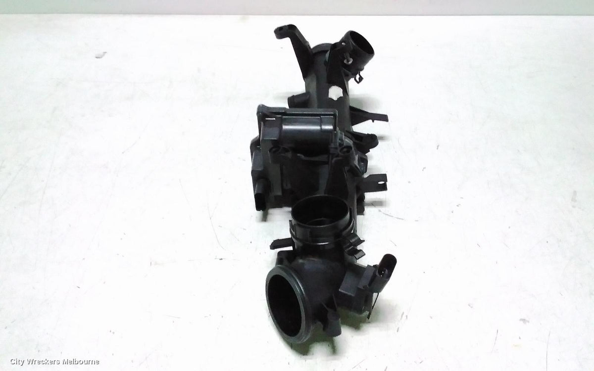 VOLKSWAGEN GOLF THROTTLE BODY, 1.4, PETROL, REGULATING FLAP/AIR INTAKE P/N 03C128063B, GEN 6, 10/2008 - 01/2016 - Image 3
