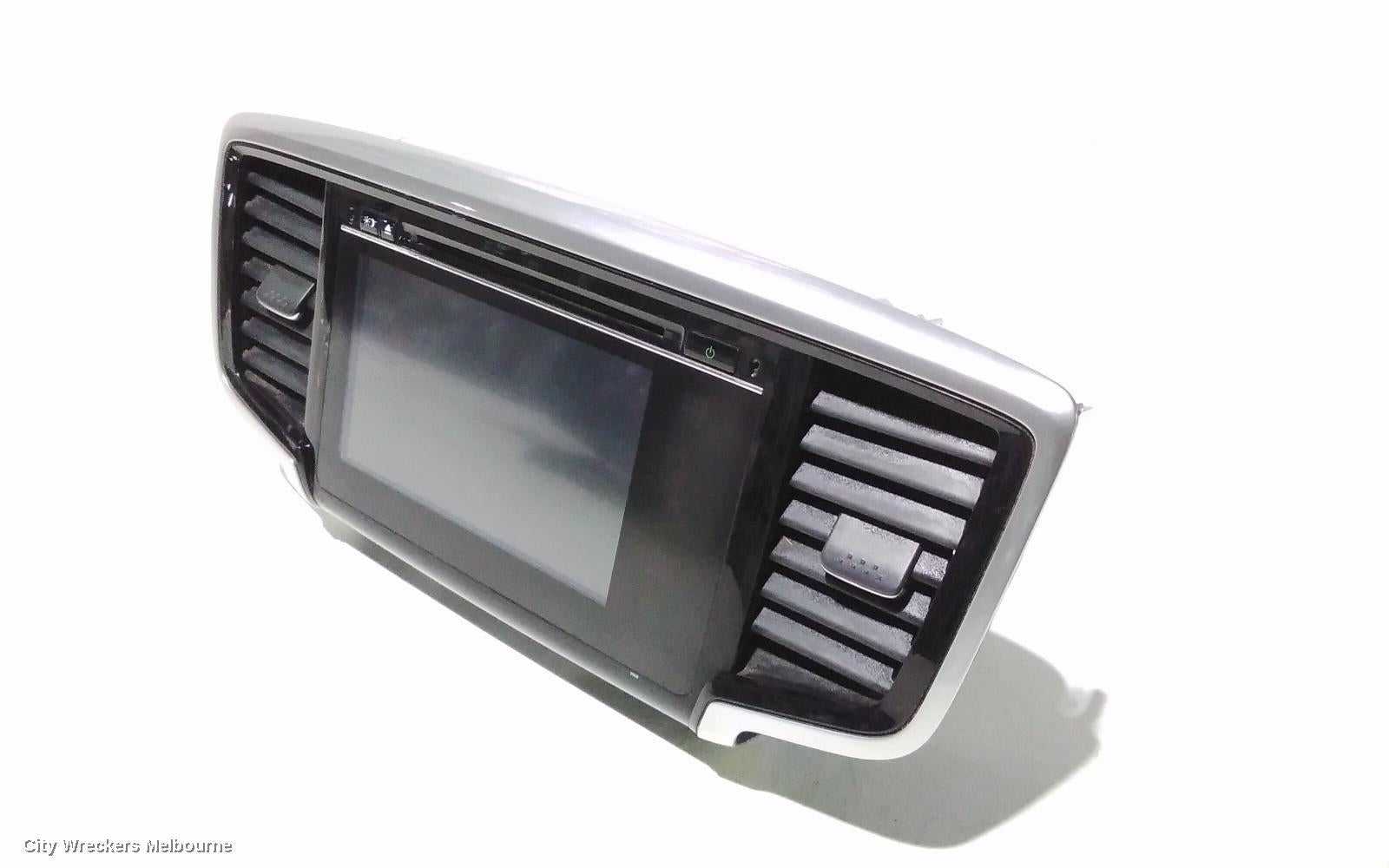 HONDA ODYSSEY RADIO/CD/DVD/SAT/TV, RC1, DISPLAY UNIT, 7IN TOUCHSCREEN, NON SAT NAV TYPE, 02/2014 - 12/2020 - Image 3