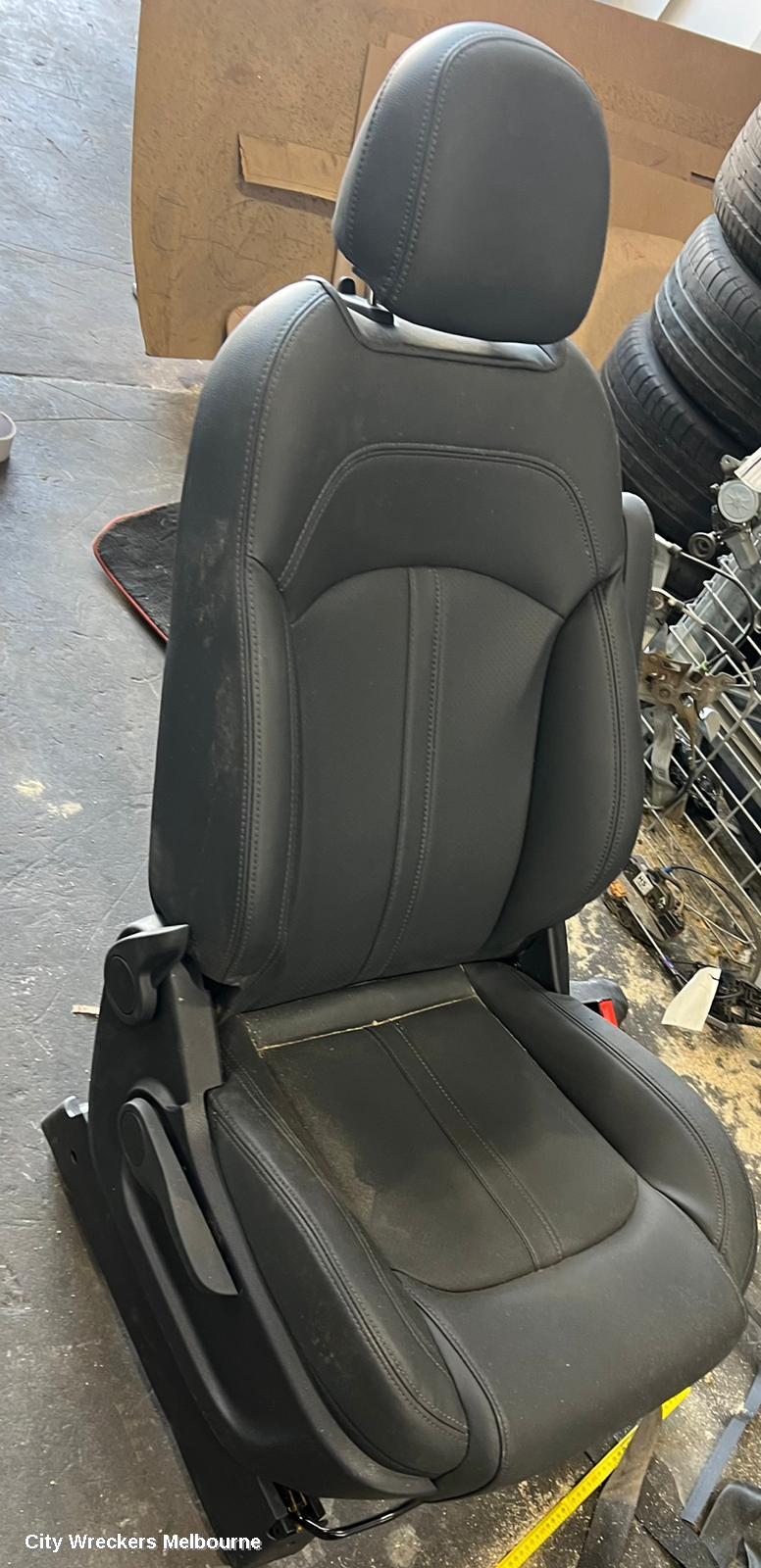 LDV G10 FRONT SEAT, LH FRONT, SV7C, VAN, LEATHER, 04/2015 ONWARDS - Image 1