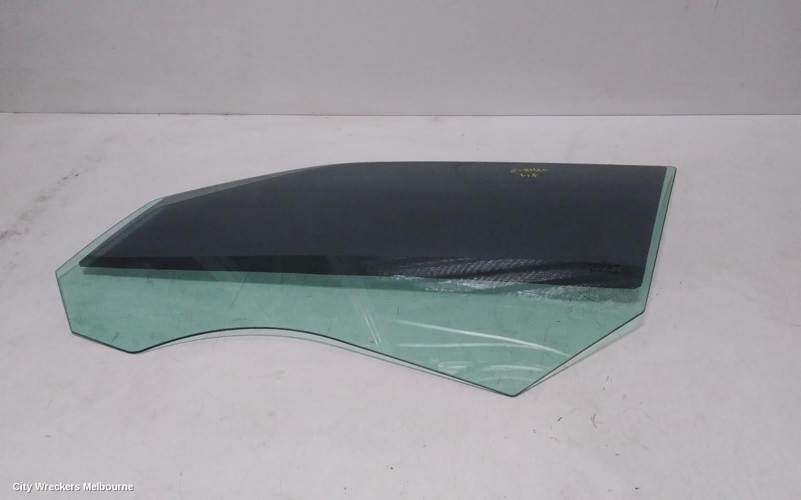 CHRYSLER 300C LEFT FRONT DOOR WINDOW, 11/2005 - 12/2011 - Image 1