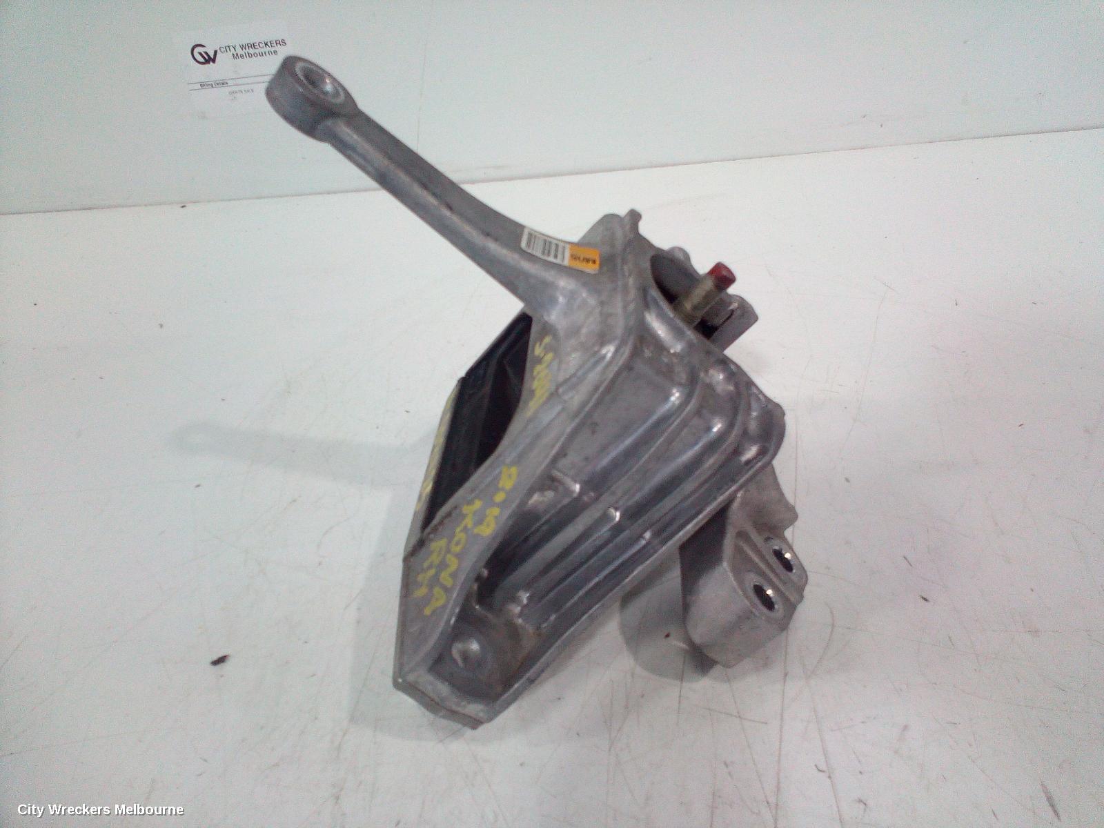 HYUNDAI KONA MOUNT, OS, 09/2017 - 07/2023 - Image 3