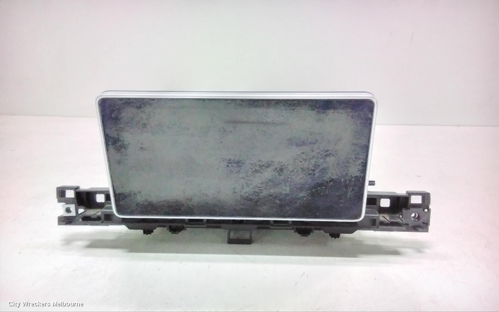 AUDI A4 RADIO/CD/DVD/SAT/TV, HEADUNIT, MULTIMEDIA 2X SD, W/ SIM TYPE, B8 8K, 05/2016 - 01/2017 - Image 2