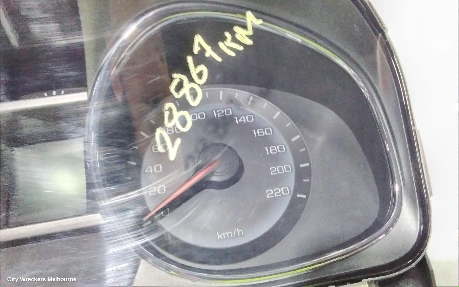 HOLDEN CAPTIVA INSTRUMENT CLUSTER, INSTRUMENT CLUSTER, DIESEL, 2.2, CAPTIVA 5, CG, 01/2011 - 06/2018 - Image 3