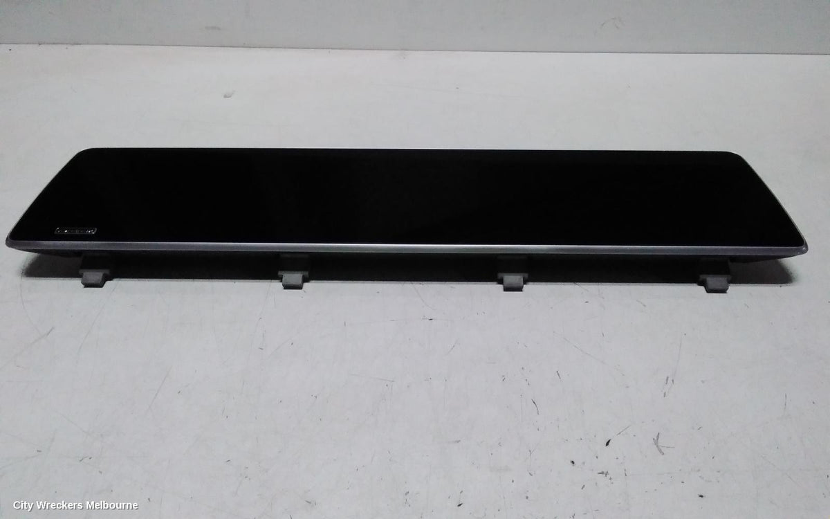 MAHINDRA XUV700 RADIO/CD/DVD/SAT/TV, W601, DISPLAY UNIT, 10.25IN, TOUCHSCREEN, 01/2023 ONWARDS - Image 2