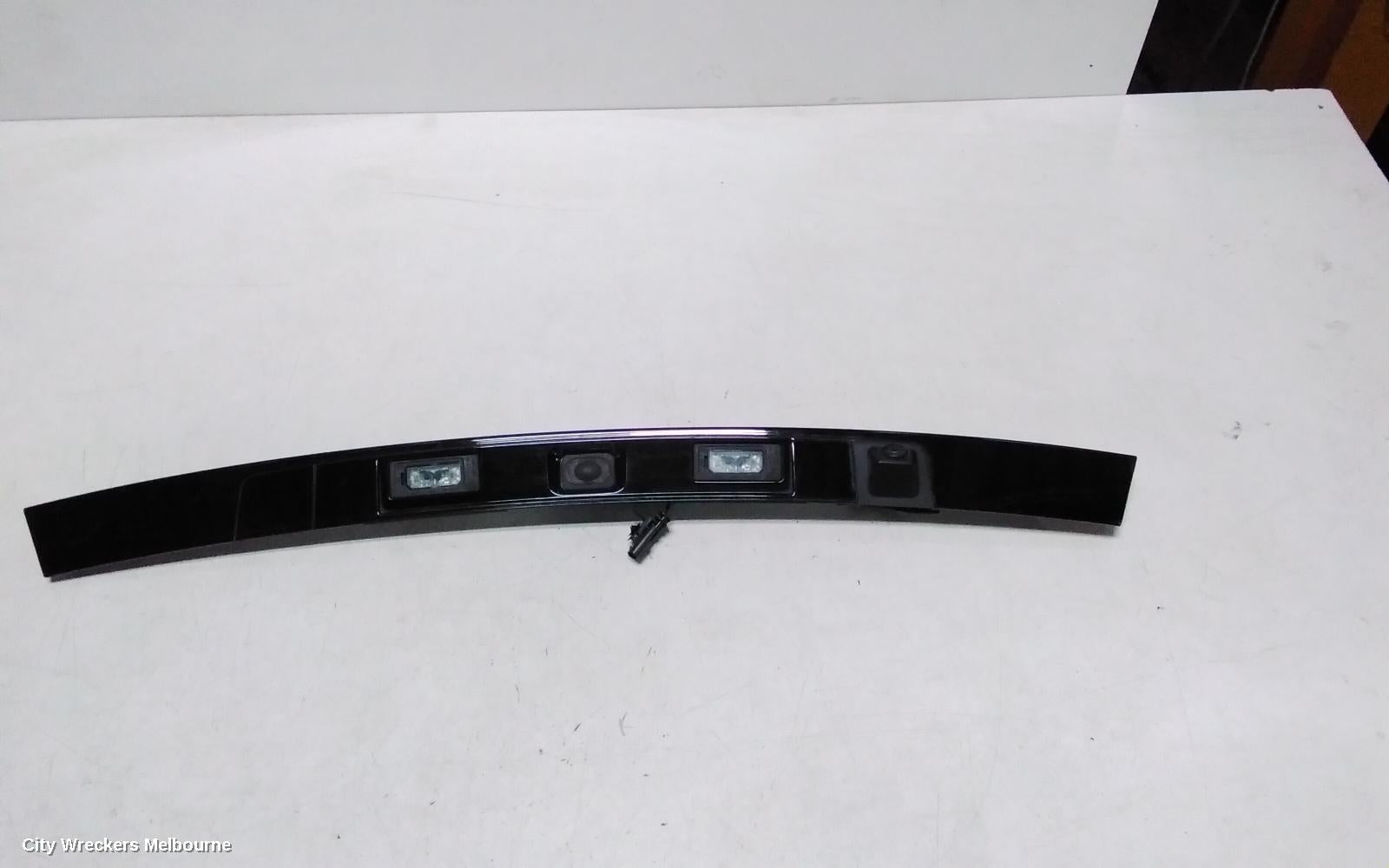 LAND ROVER DISCOVERY SPORT REVERSE CAMERA, REVERSE CAMERA (TAILGATE HANDLE MOUNTED), L550, 01/2015 - 06/2019 - Image 1