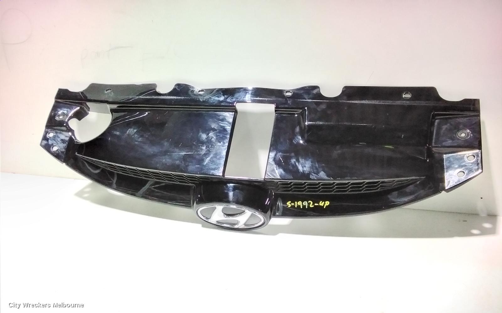 HYUNDAI IX35 GRILLE, BUMPER GRILLE, LM SERIES, ELITE/HIGHLANDER, 11/2009 - 01/2016 - Image 2