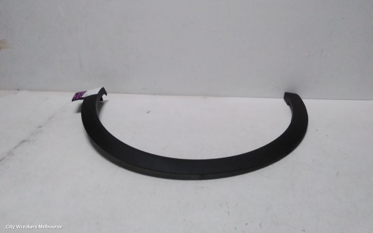 MAHINDRA XUV700 WHEEL ARCH FLARE, W601, LH FRONT, 01/2023 ONWARDS - Image 2