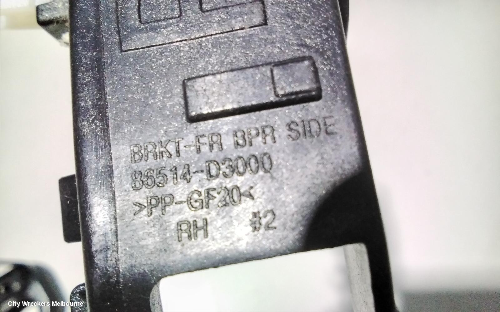 HYUNDAI TUCSON, TL, 06/2015 - 01/2021, RHF BAR SLIDER : 85525 - Image 3