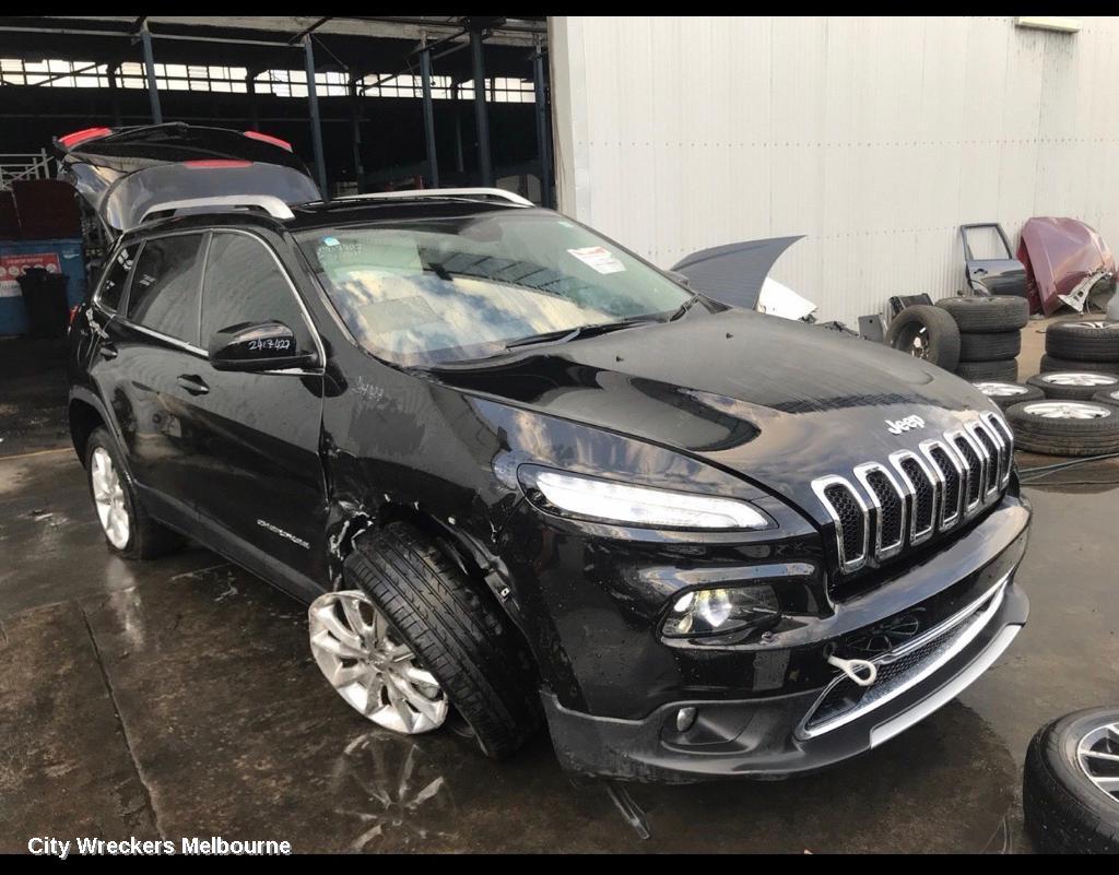 JEEP CHEROKEE LEFT REAR HUB ASSEMBLY, KL, STANDARD/TRAILHAWK TYPE, 4WD, 02/2014 - 03/2018 - Image 1