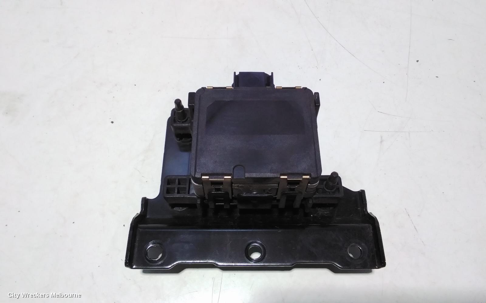 HYUNDAI KONA, OS, 09/2017 - 07/2023, J9956-55111 RADAR SENSOR HYUNDAI KONA : 92092 - Image 2
