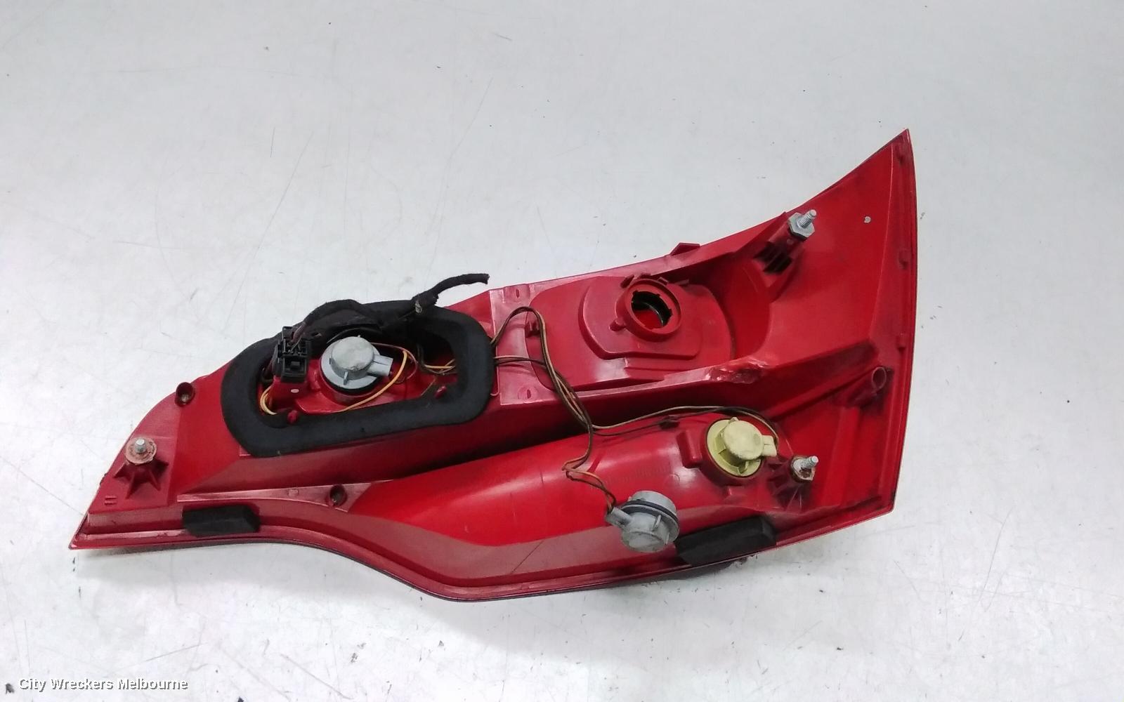AUDI Q7 LEFT TAILLIGHT, 4L, IN TAILGATE, 09/2006 - 09/2009 - Image 3